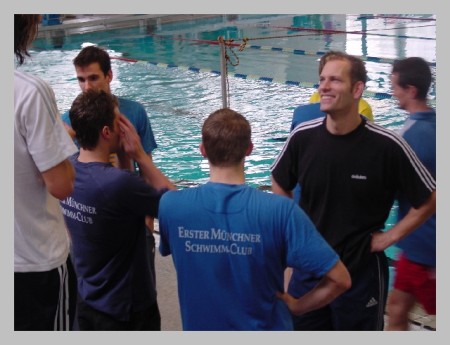 Gute Stimmung im Team Christan (Trger) rechts