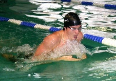 Patrick beim Brustschwimmen