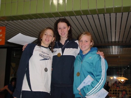 Siegerehrung 3. Platz fr Janine(Hofmeister) ber 400 m Lagen