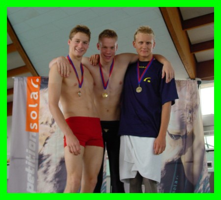 Siegerehrung 200 m Freistil Jhrg. 88: Kai Reimer 1. Platz EMSC