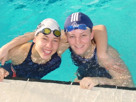 Gute Stimmung im Team: Alexandra (Bogsch) und Adela (Suchy)