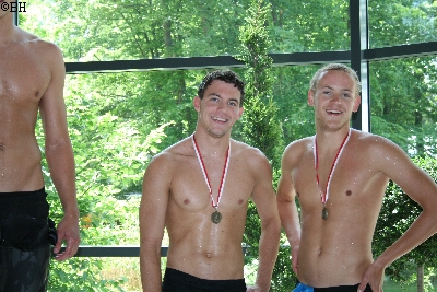 Jonas (Lunemann) freut sich über Bronze 100m Freistil