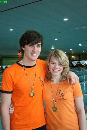 Patrick mit Tesi (Baerens) - Tesi wurde Bayerische Meisterin über 400m Lagen